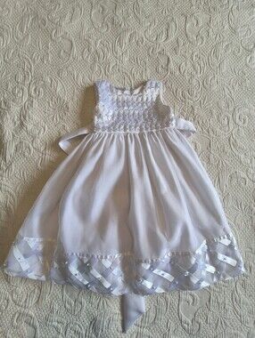 Cinderella girls size 3/3T white wedding or party dress VGUC
